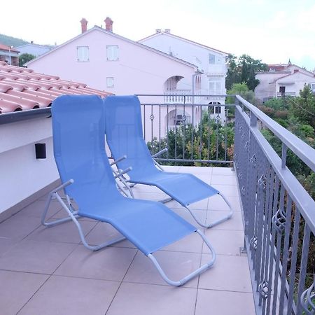 Apartmani Mojca Selce Exteriér fotografie
