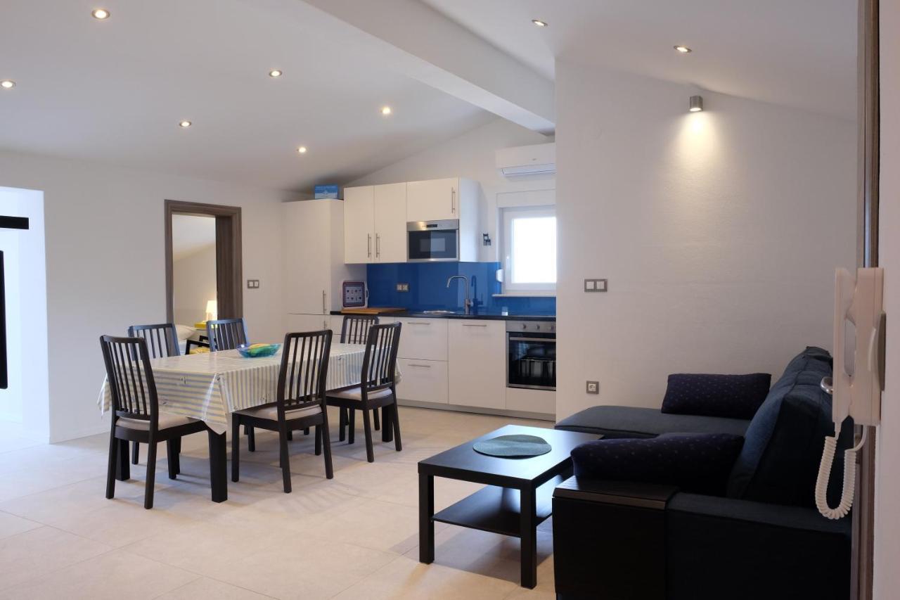 Apartmani Mojca Selce Exteriér fotografie